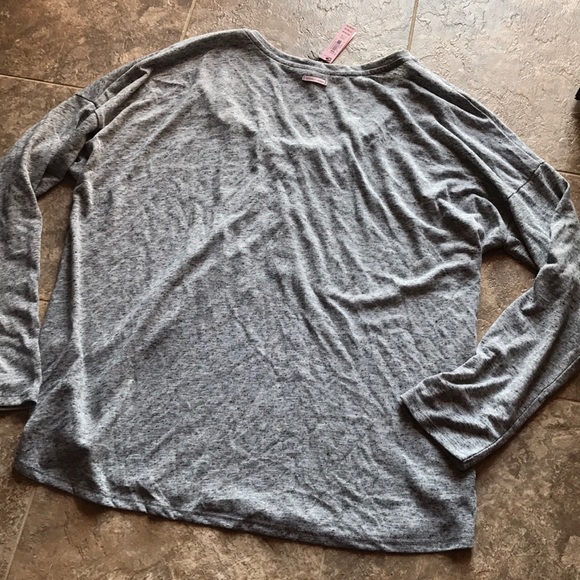 Victoria's Secret Pajama Top Dreamer Henley large - Picture 5 of 6